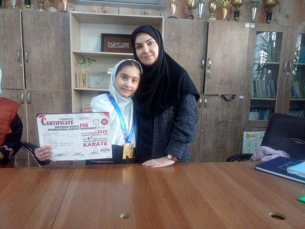  موفقیت دختران کاراته کار مدرسه هدی ۱  در مسابقات بین المللی در تهران