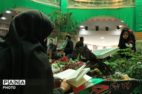 تشییع پیکر خانوداه شهید دکتر حسین طاهری در پردیس