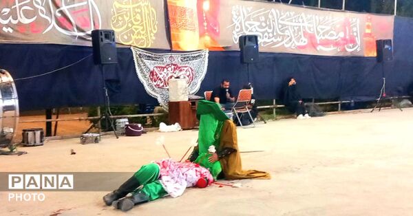 تجلی عزاداری شب تاسوعا  در شهر مهستان 