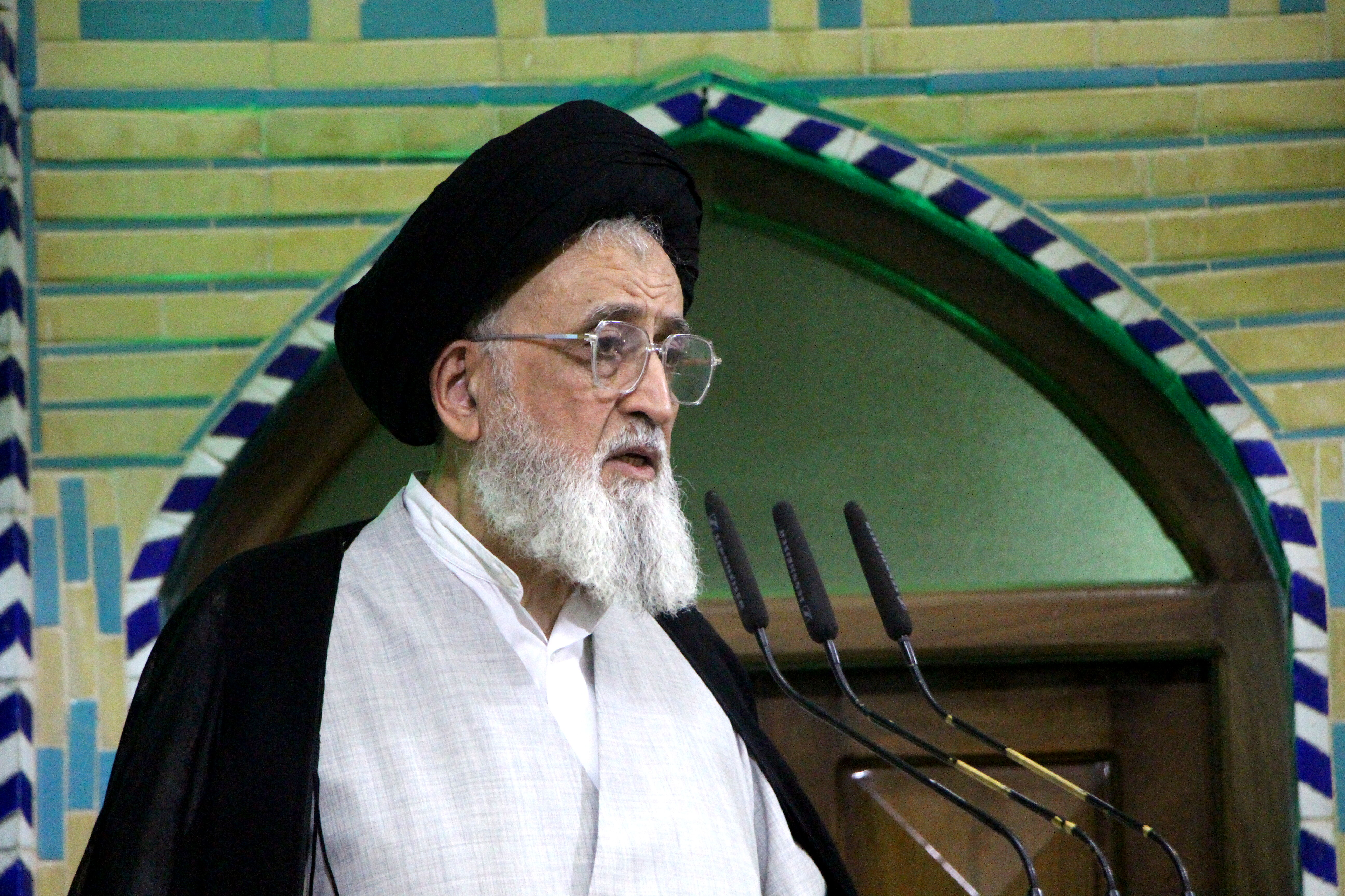 امروز در دنیای رسانه‌ها و ارتباطات جمعی، باید حقایق را شناخت 