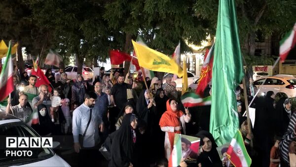 همه ایران یکصدا و یکدل در دفاع از لبنان