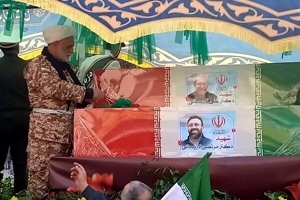 تشیع شهدای ناوشکن دنا و شهید لاریجانی در تهران