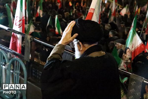 صدای قدم های باران، هنگامه ای متفاوت در مسجد جامع 