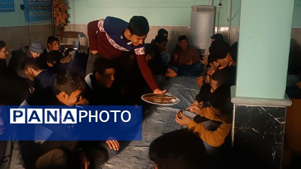 زیارت عاشورا در آخرین هفته آبان ماه در دبیرستان شاهد ابوذر غفاری 