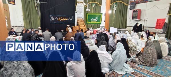 حضور ۷۲ دانش‌آموز دختر معتکف به نیت ۷۲ شهید کربلا در مسجد باب الحوائج شیروان