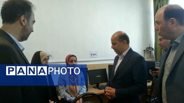 توزیع تجهیزات هنرستان‌ها در بازدید معاون متوسطه وزیر آموزش و پرورش 