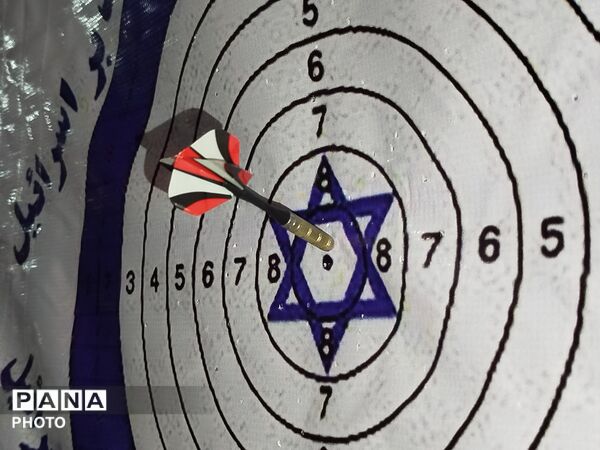 موکب دانش‌آموزی در سوگواره اربعین شهادت رهبر انقلاب و شهدای دانش‌آموز میناب