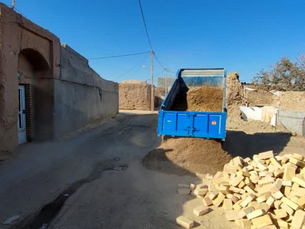 فدافن در مسیر آبادانی