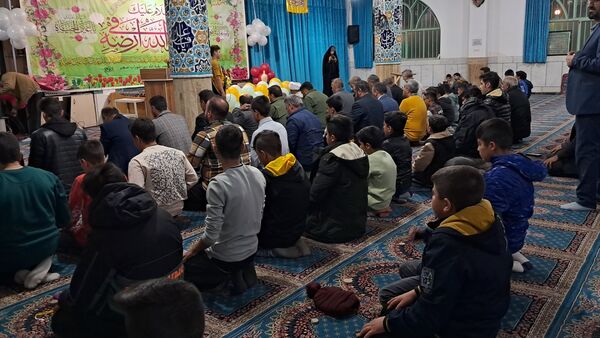 جشن میلاد امام زمان(عج) و گرامیداشت دهه فجر در مسجد بقیة الله شوراب صغیر