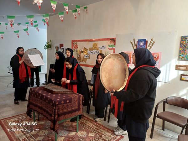 درخشش دوباره مدرسه دکتر باهنر در نمایشگاه ماها 