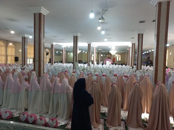 جشن تکلیف هزار دانش‌آموز دختر ناحیه ۳ شیراز
