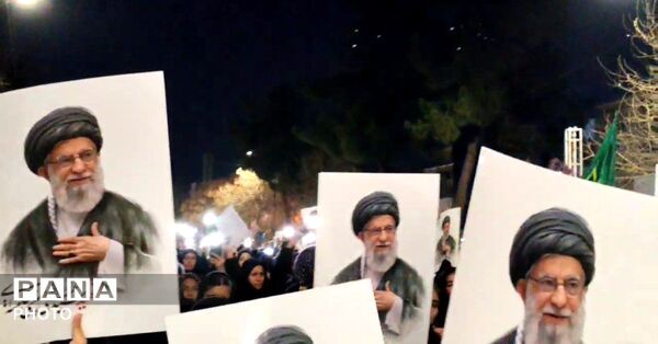 برگزاری سومین روز عزاداری رهبر شهید در نیشابور 