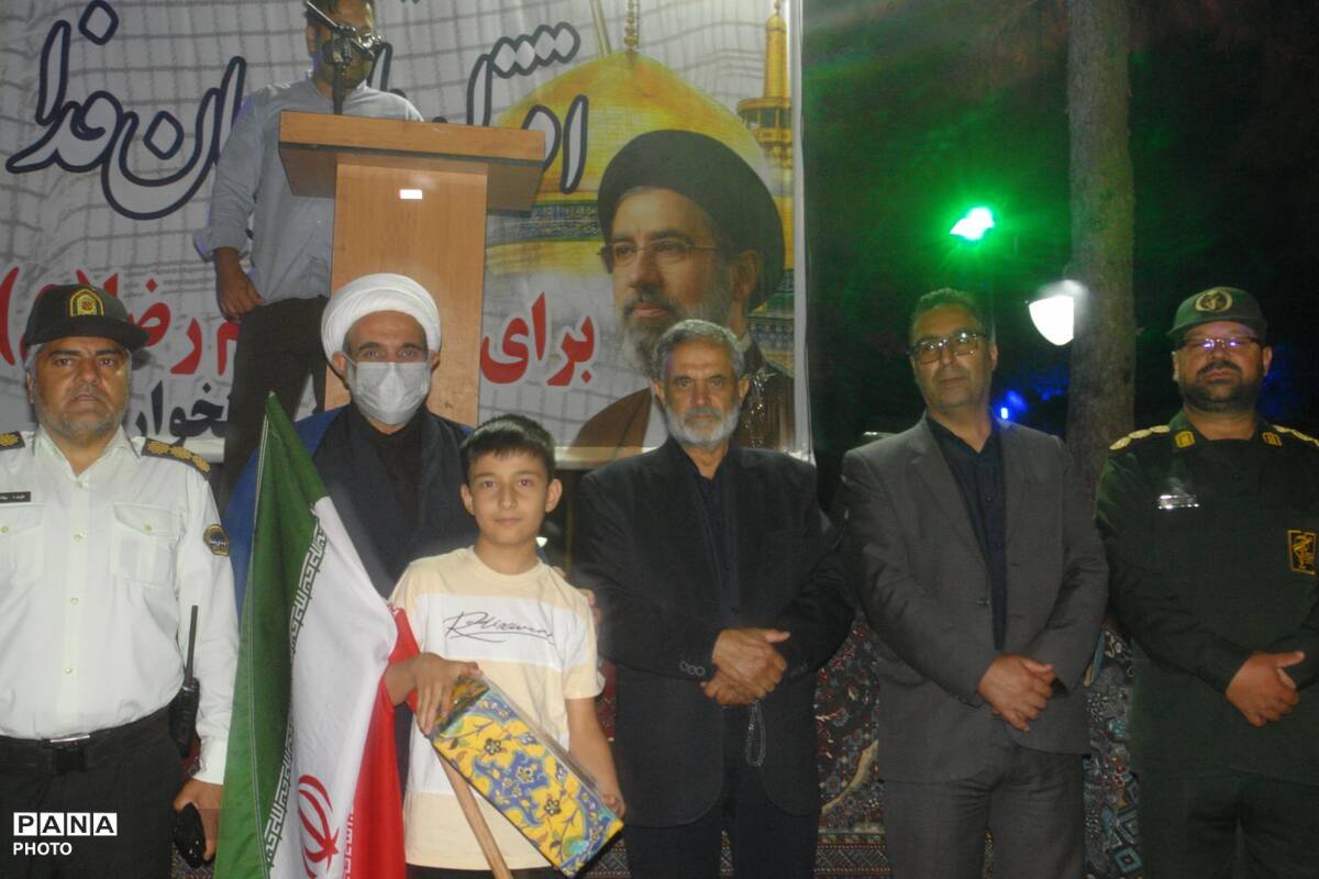 اجتماع دل‌های عاشق در سالروز پیوند نور در رشتخوار
