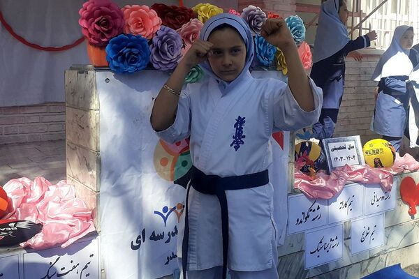 المپیاد ورزشی در مدرسه قدر بهارستان۲