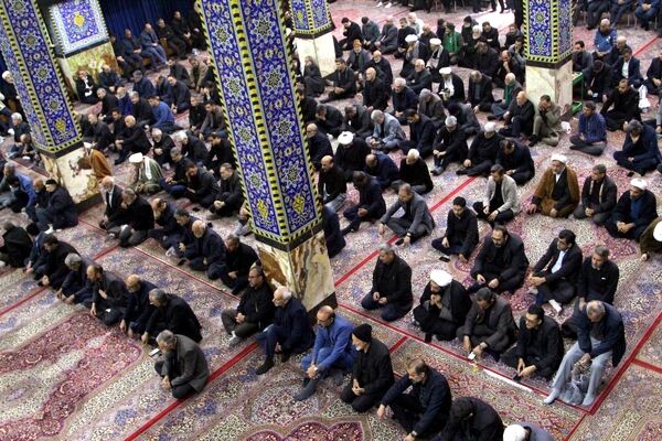 هفتمین روز بزرگداشت امام امت در مسجد روضه محمدیه یزد