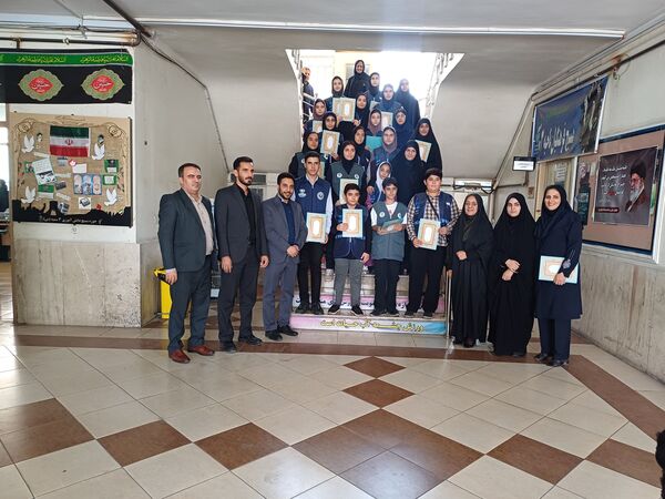 مراسم تجلیل از دانش آموز خبرنگاران پانا ناحیه 3 شیراز