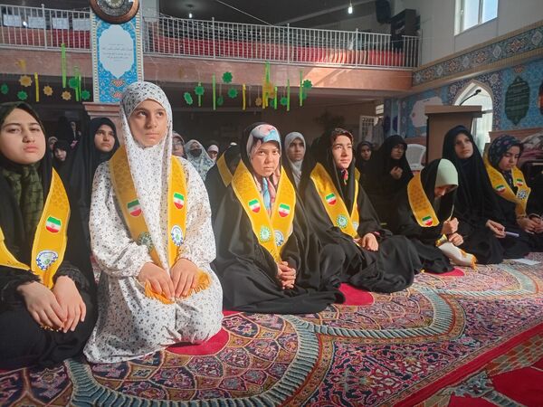 برگزاری اعتکاف دانش‌آموزی در مسجد بقیه الله شهرستان بجنورد 