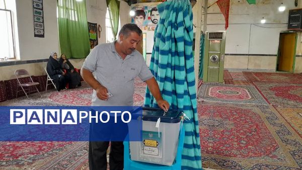 برگزاری چهاردهمین دوره انتخابات ریاست جمهوری در روستای تاج آباد شهرستان داورزن 