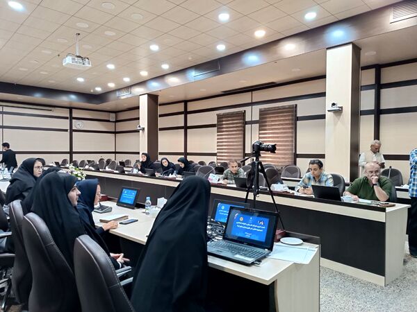 پیشران‌های توسعه؛ همایش ملی بانوان کارآفرین در مشهد کلید خورد