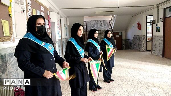 آغاز مدارس در دبیرستان شهید مطهری نیشابور 
