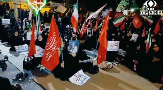 شبی به وسعت دلتنگی؛ تجلی وفاداری در جوار نام شهدا