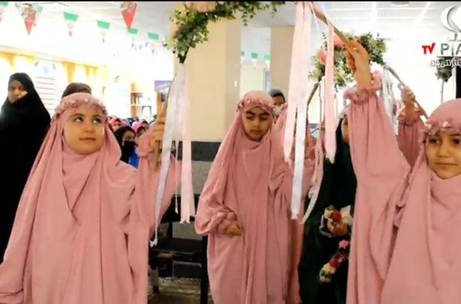 جشن باشکوه «یاوران انقلاب» در مدرسه هدف