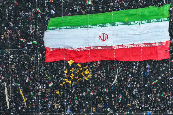 شکوه 22 بهمن مشهد مقدس از نمای هوایی