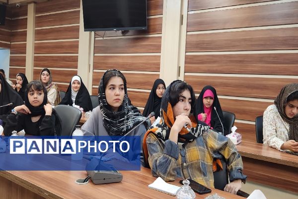 جلسه پنجم دوره مجری شو