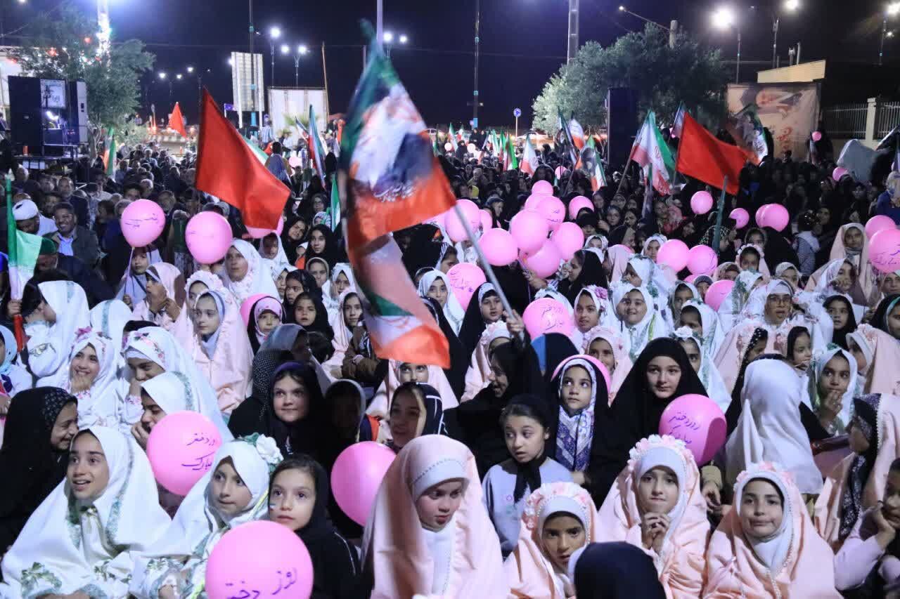 شب دختران صورتی در مهردشت ابرکوه