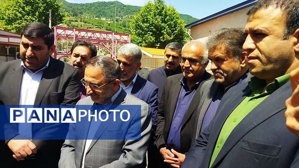 نشست صمیمی نخبگان و فرهنگیان سوادکوه با حضور معاون پارلمانی وزیر آموزش‌وپرورش 