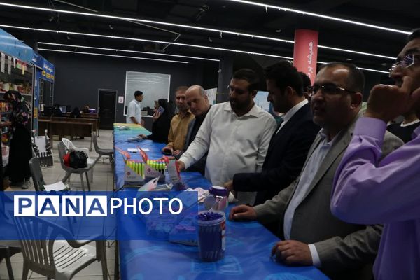 افتتاح چهارمین نمایشگاه ایران نوشت در شیراز