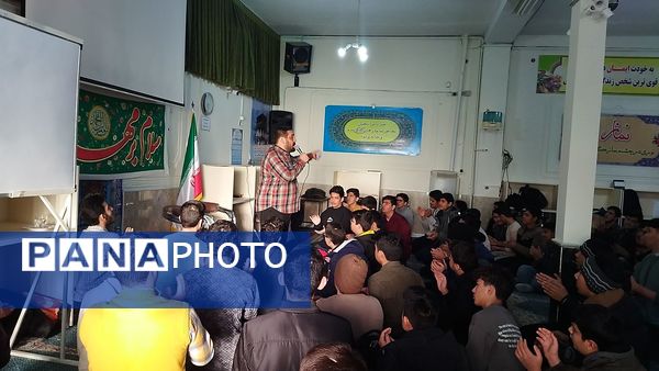 مراسم میلاد حضرت مهدی (عج) در دبیرستان شاهد ابوذر غفاری نیشابور 
