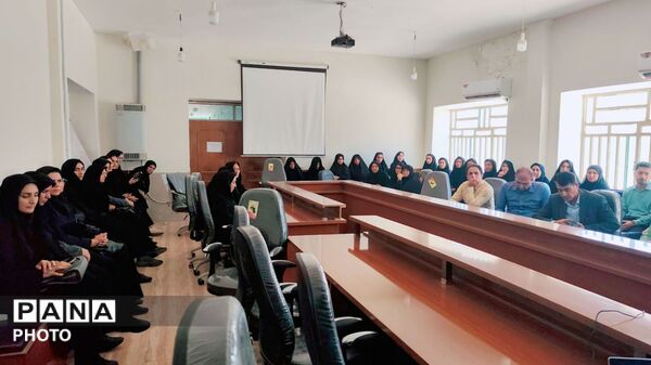 برگزاری نشست کیفیت‌ بخشی به منابع انسانی در آموزش و پرورش منطقه کوهنانی