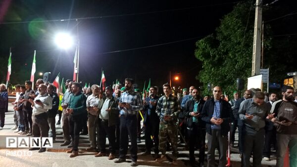هشتاد و نه شب حضور در خیابان