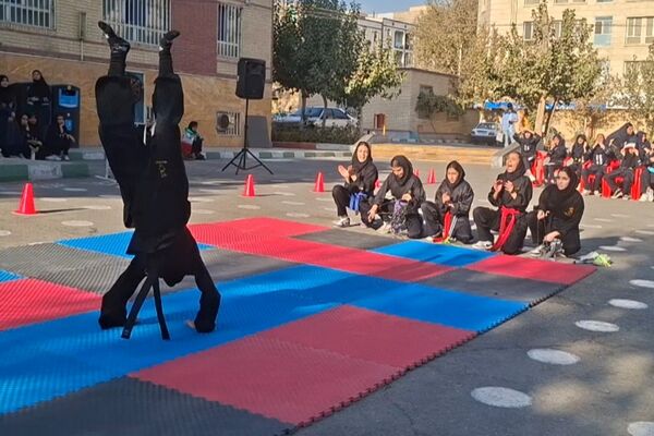 برگزاری انتخابات انجمن‌های ورزشی در دبیرستان زینبیه۲ شهریار