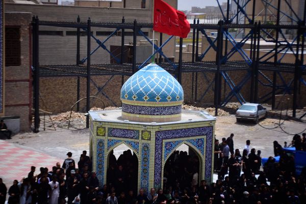 زابل در ماتم حسین؛ گلزار شهدا شهرستان زابل میزبان اشک و شور عزاداران حسینی