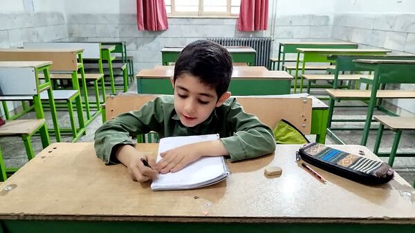 روشنگریِ جهادی؛ جهادِ آموزشیِ معلمان در مدارس یزد
