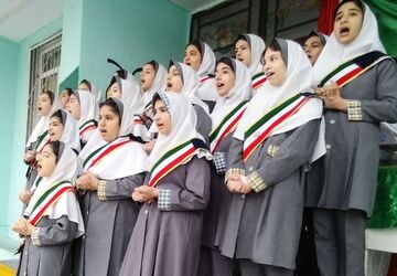٢٢ بهمن؛ درس انقلاب، همدلی و آگاهی
