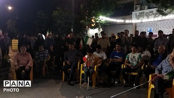 کافه گفتگوی حسینیه امام در هشتاد و هفتمین شب از اجتماعات مردمی 