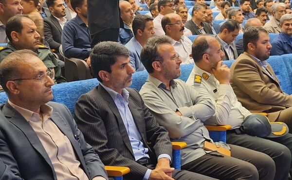 جشنی به پاس قدردانی از معلمان در لردگان