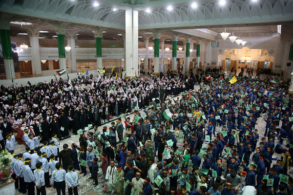 اجتماع دانش‌آموزی سربازان کوچک برای مقاومت در قم