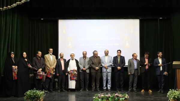 مراسم تجلیل و نکوداشت معاونان و مربیان پرورشی در کاشان