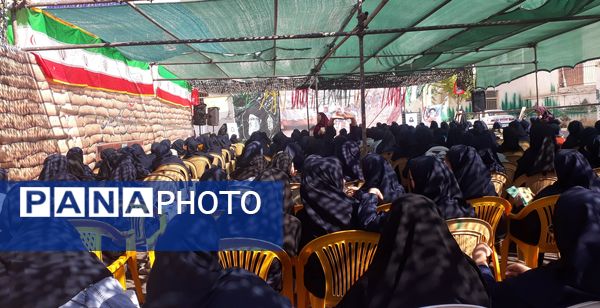 یادواره شهدای دانش‌آموز منطقه 9 شهرداری اصفهان در دبیرستان دخترانه شاهد ظهور