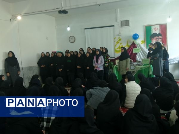 جشن مبعث پیامبر (ص) در دبیرستان فیاض