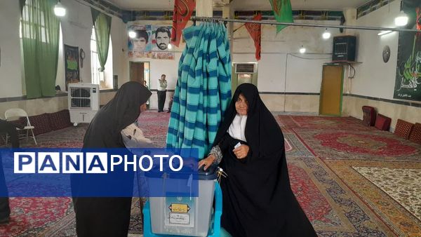 برگزاری چهاردهمین دوره انتخابات ریاست جمهوری در روستای تاج آباد شهرستان داورزن 