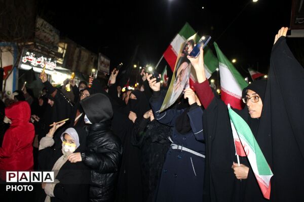 حضور گسترده و چشمگیر مردم فاروج در چهارمین شب شهادت رهبر معظم انقلاب 