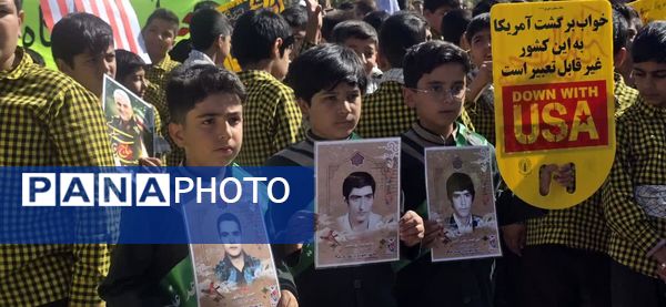 برگزاری راهپیمایی باشکوه ۱۳ آبان در شهرستان بافق 