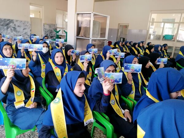برگزاری جشن نیکوکاری در دبیرستان کوثر فاروج 