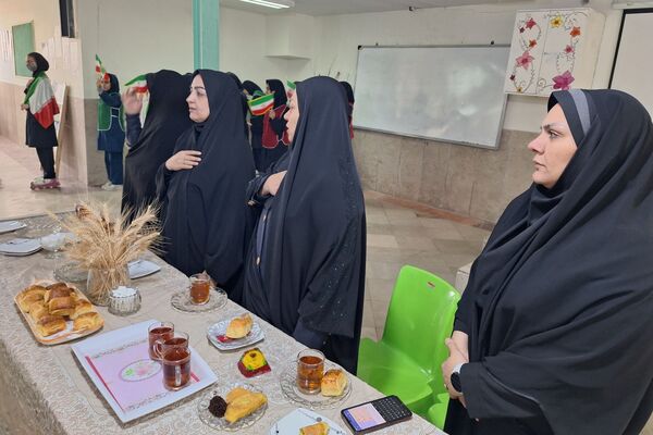 جشنواره ایرانمون در دبیرستان خدیجه کبری (س) پردیس