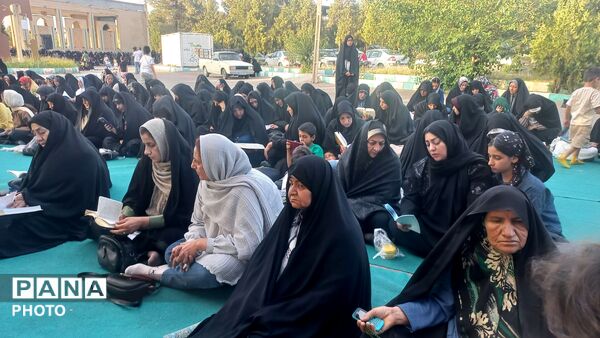 مراسم دعای عرفه در ماهان